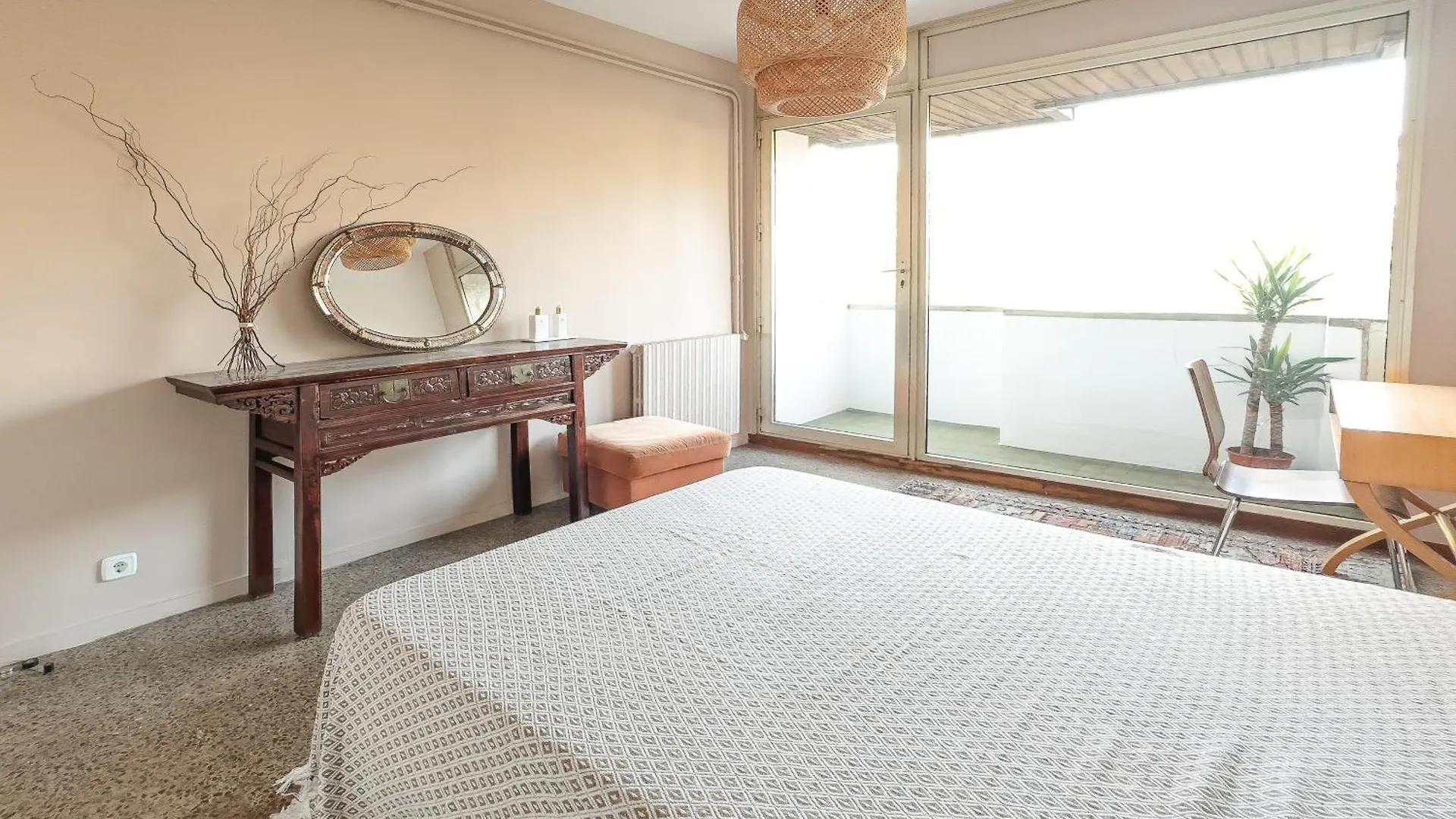 Lovely Rooms In Shared Apartment Gracia Neighborhood Barcelona