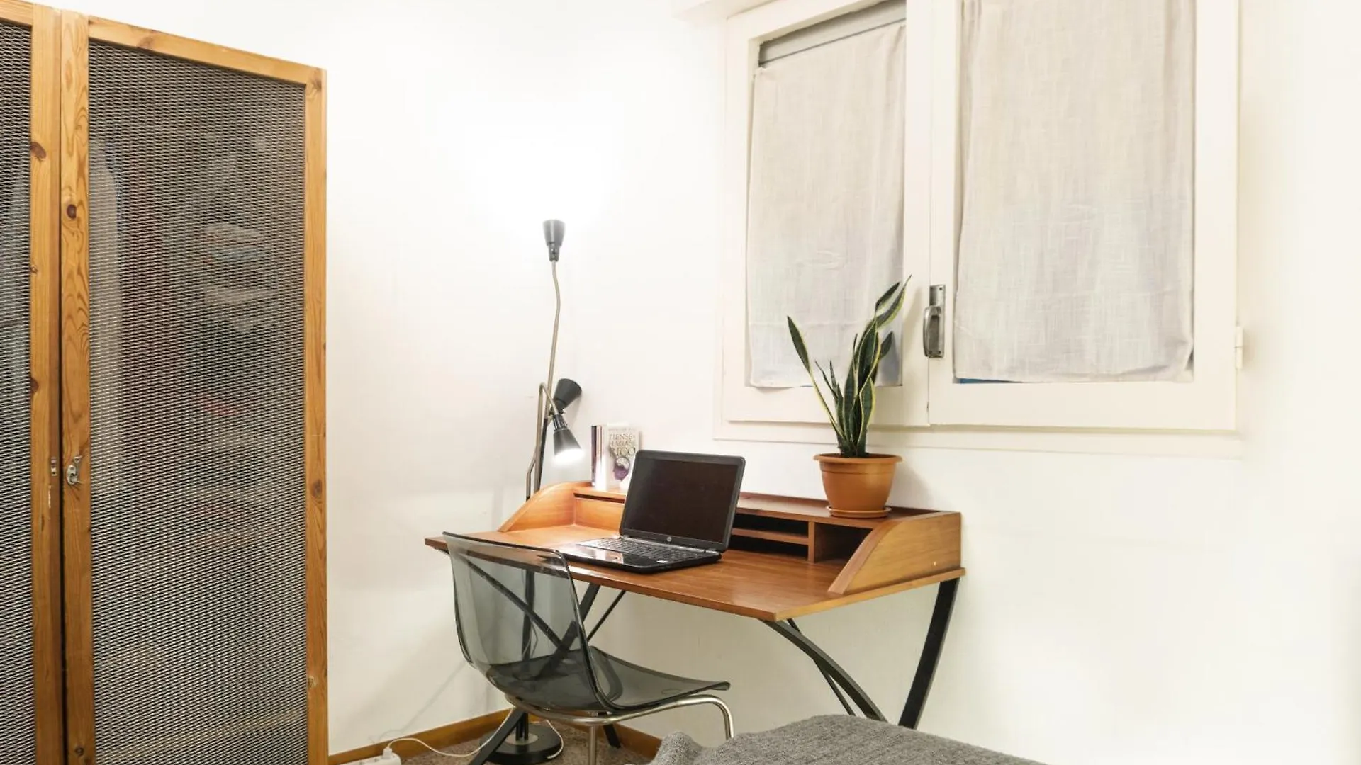Lovely Rooms In Shared Apartment Gracia Neighborhood Barcelona 0*,