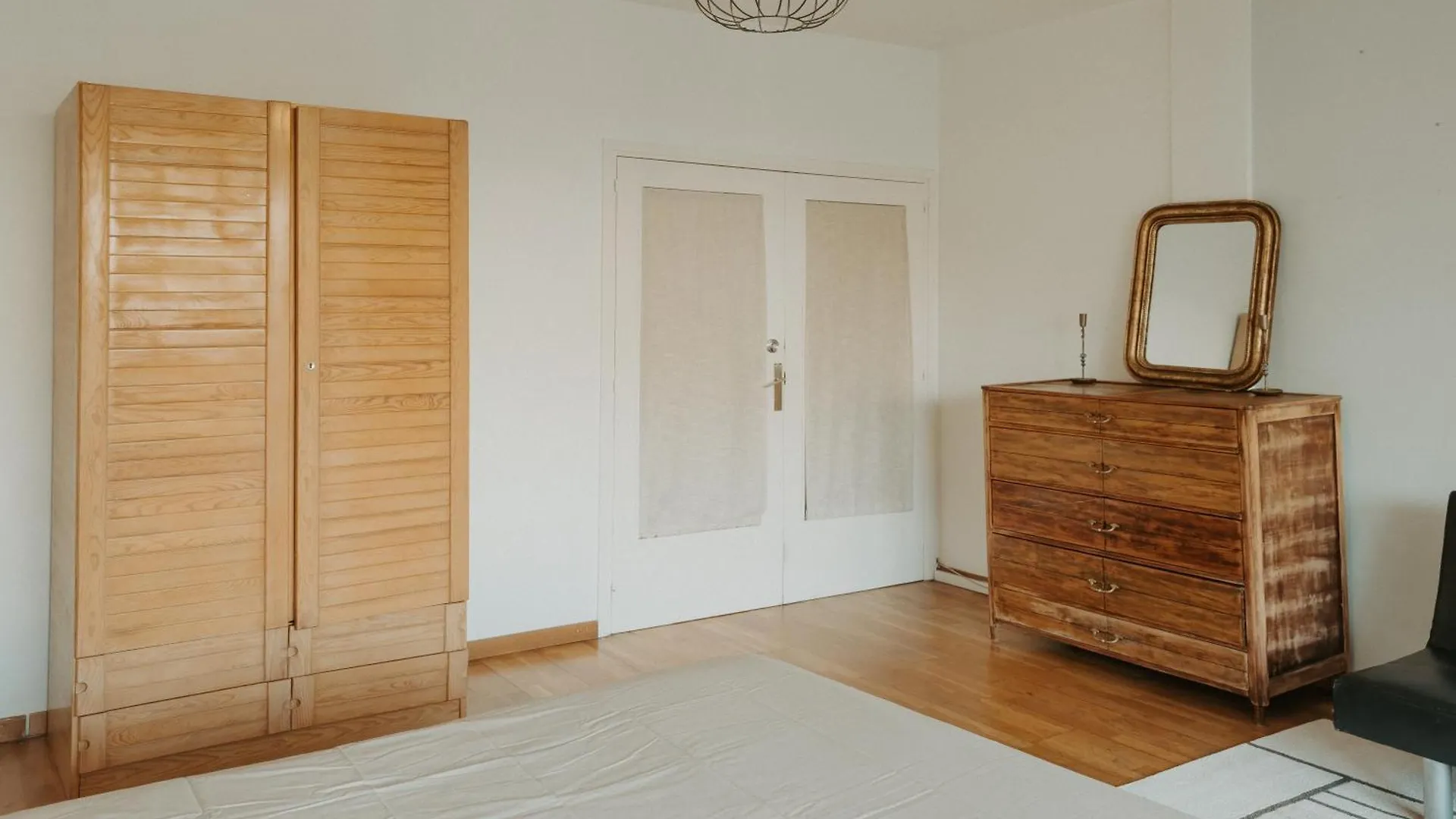 Lovely Rooms In Shared Apartment Gracia Neighborhood Barcelona