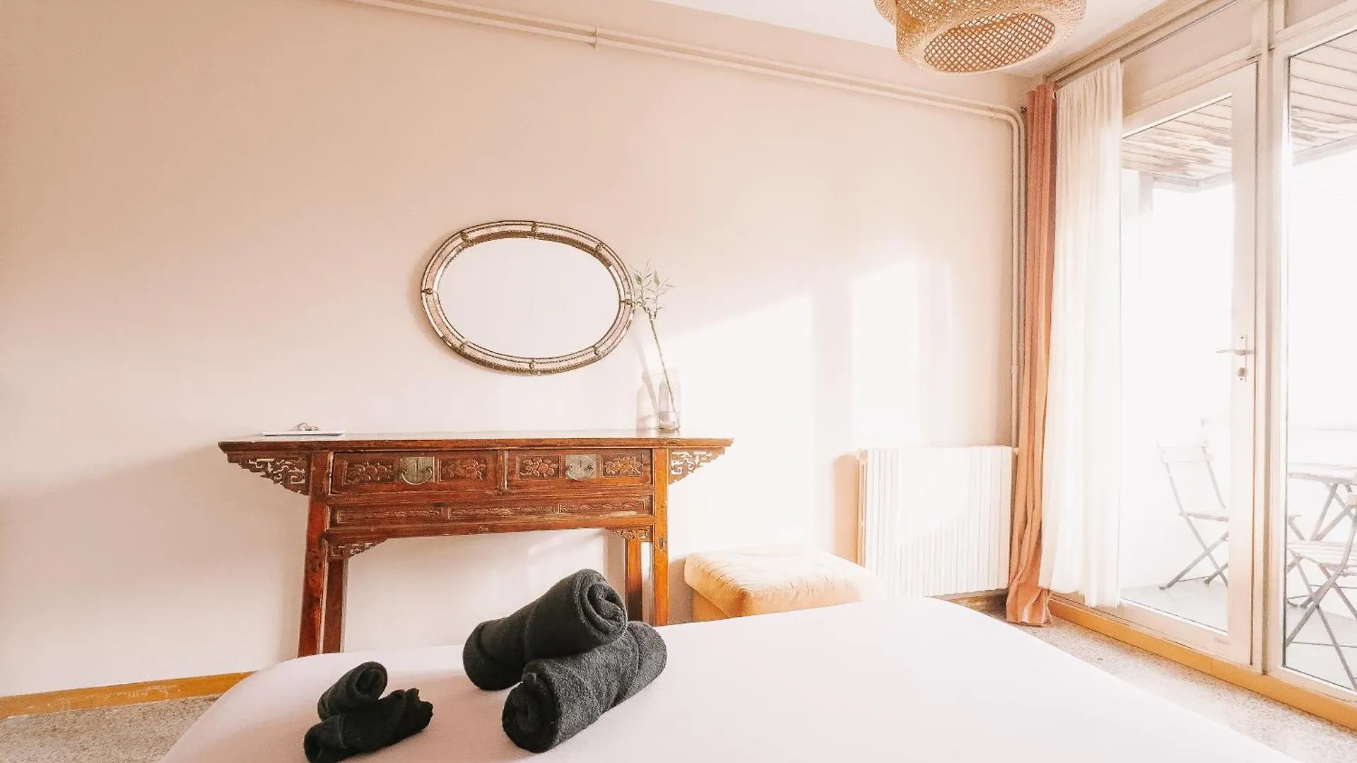 Lovely Rooms In Shared Apartment Gracia Neighborhood Barcelona España