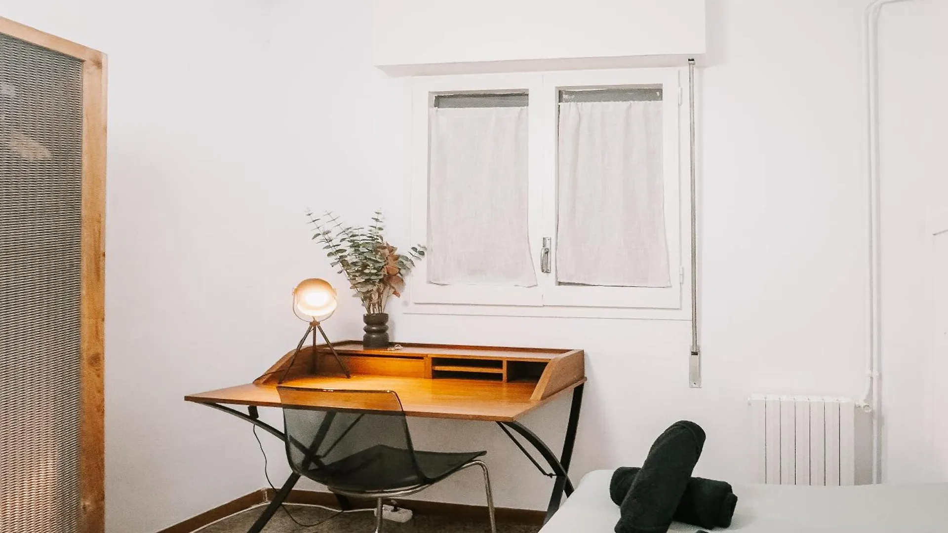 Lovely Rooms In Shared Apartment Gracia Neighborhood Barcelona España